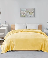 Intelligent Design Microlight Oversized Plush Blanket