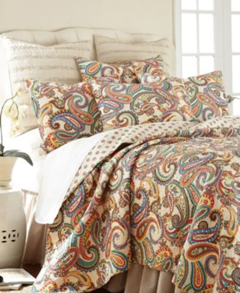 Levtex Alyssa Paisley Reversible Quilt Sets