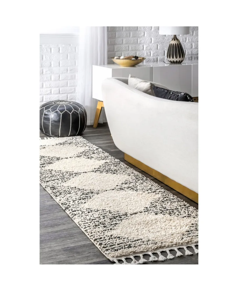 nuLoom Bria 2'6" x 12' Runner Rug