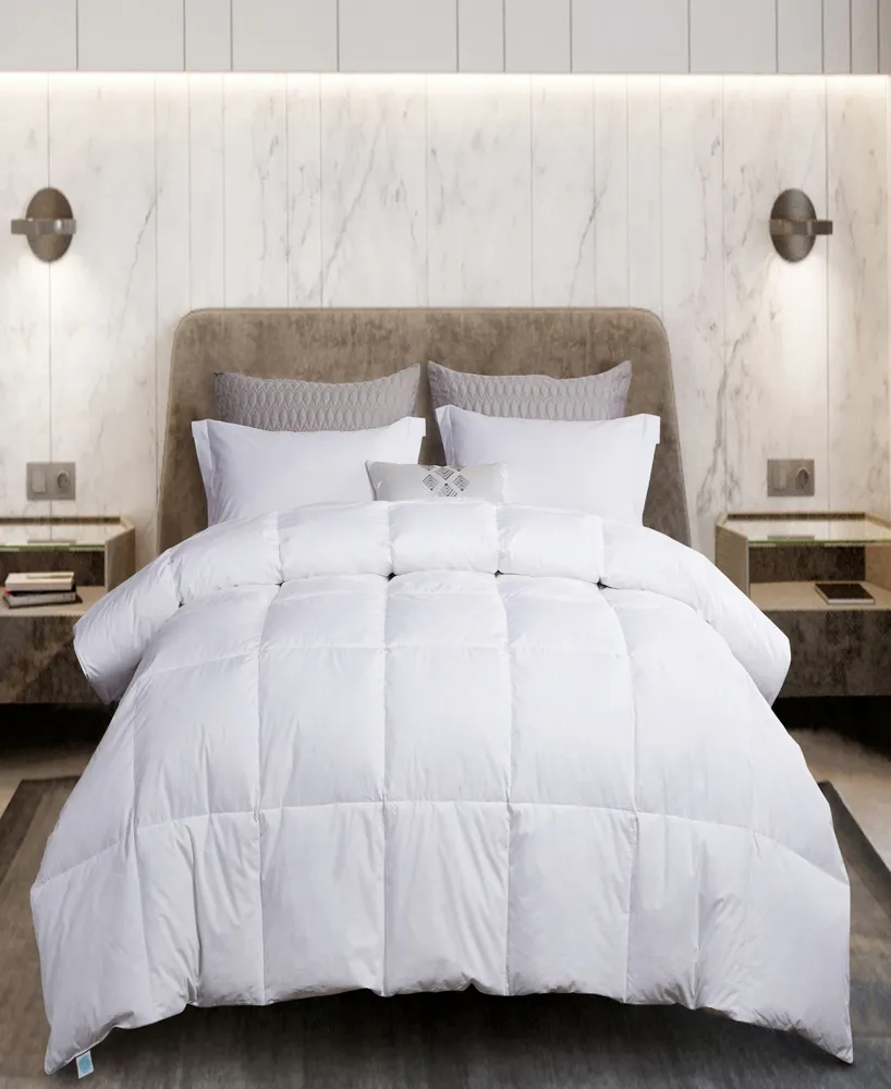 Martha Stewart 75%/25% White Goose Feather & Down Comforter, Twin, Exclusively at Macy's