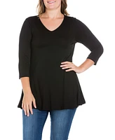 Plus 3/4 Sleeve V-Neck Tunic Top