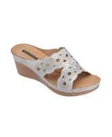 Gc Shoes April Wedge Sandal