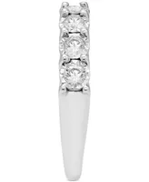 Diamond Seven Stone Band (1/2 ct. t.w.) in 14k White Gold