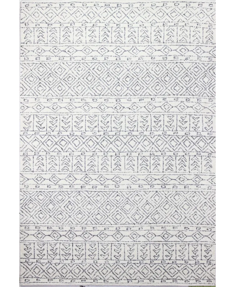 Bb Rugs Veneto CL208 3' 6" x 5' 6" Area Rug