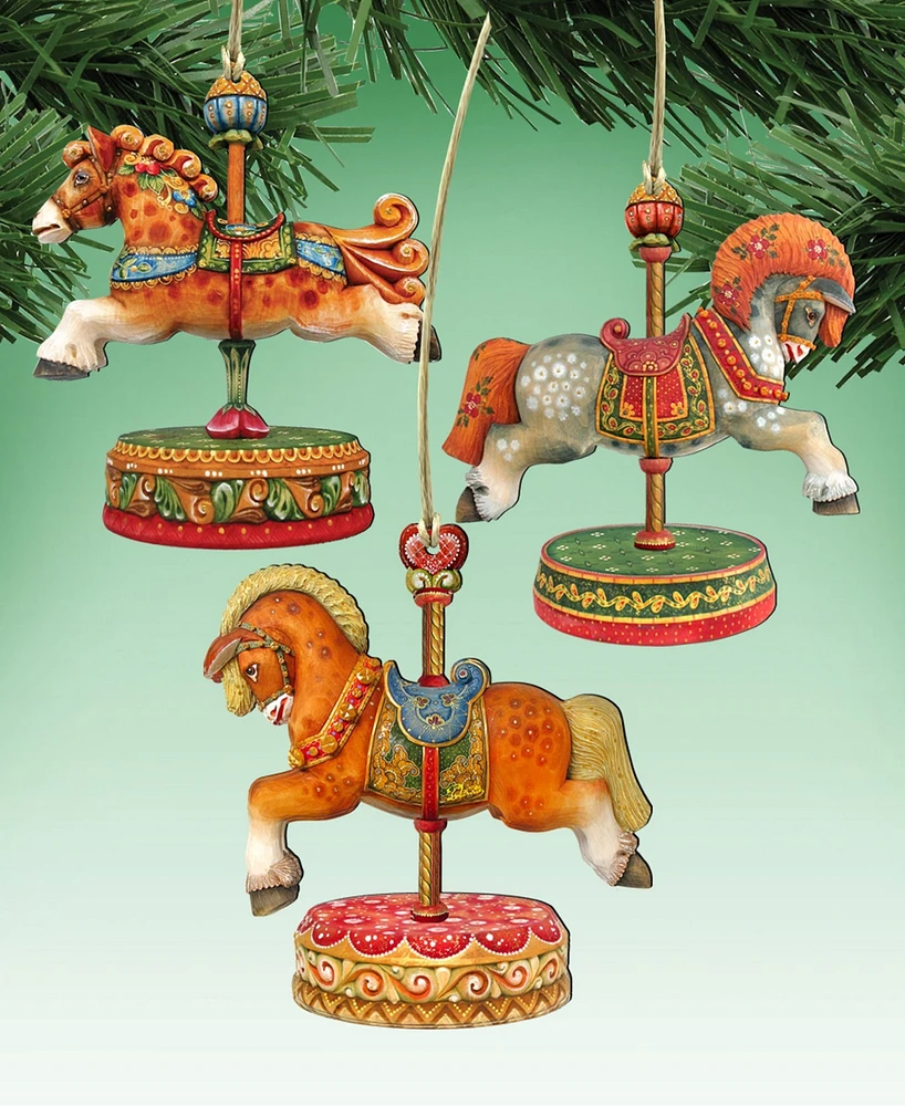 Designocracy 3 Piece Carousel Horses Wood Ornaments Set