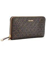 Calvin Klein Audrey Signature Boxed Wallet
