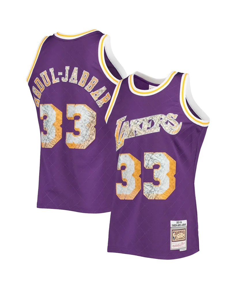 Mitchell & Ness Men's Mitchell & Ness Kareem Abdul-Jabbar Silver Milwaukee  Bucks 75th Anniversary 1971/72 Hardwood Classics Swingman Jersey