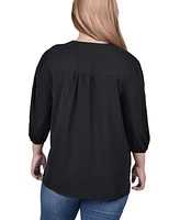 Plus 3/4 Puff Sleeve Top with Detachable Necklace