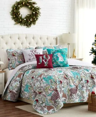 Christmas Woodland Oversized Reversible 6 Piece Quilt Set Collection