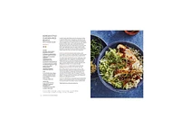 Skinnytaste Air Fryer Dinners: 75 Healthy Recipes for Easy Weeknight Meals: A Cookbook by Gina Homolka