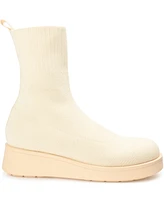 Journee Collection Women's Ebby Sock Booties