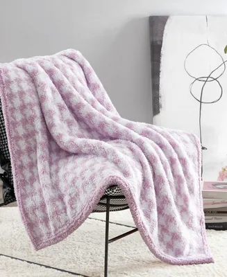 Closeout! Betsey Johnson Hounds Tooth Throw, 60" x 50", Created For Macy's