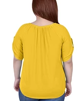 Plus Size Short Sleeve Round Neck Henley Top