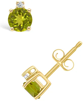 Peridot (5/8 ct. t.w.) and Diamond Accent Stud Earrings 14K Yellow Gold
