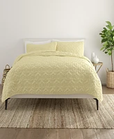 ienjoy Home Ultra Soft Damask Pattern Quilted Coverlet Set
