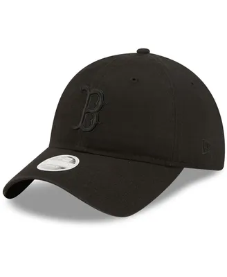 Women's New Era Boston Red Sox Black on Black Core Classic Ii 9TWENTY Adjustable Hat