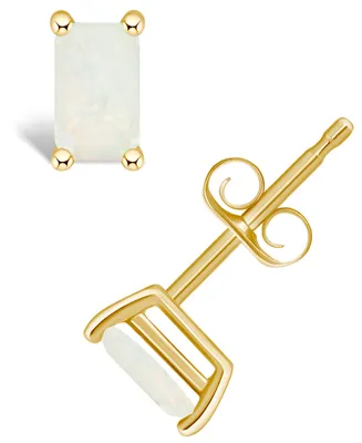 Opal (1/3 ct. t.w.) Stud Earrings 14K White Gold or