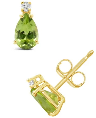Peridot (1 ct.t.w) and Diamond Accent Stud Earrings in 14K Yellow Gold