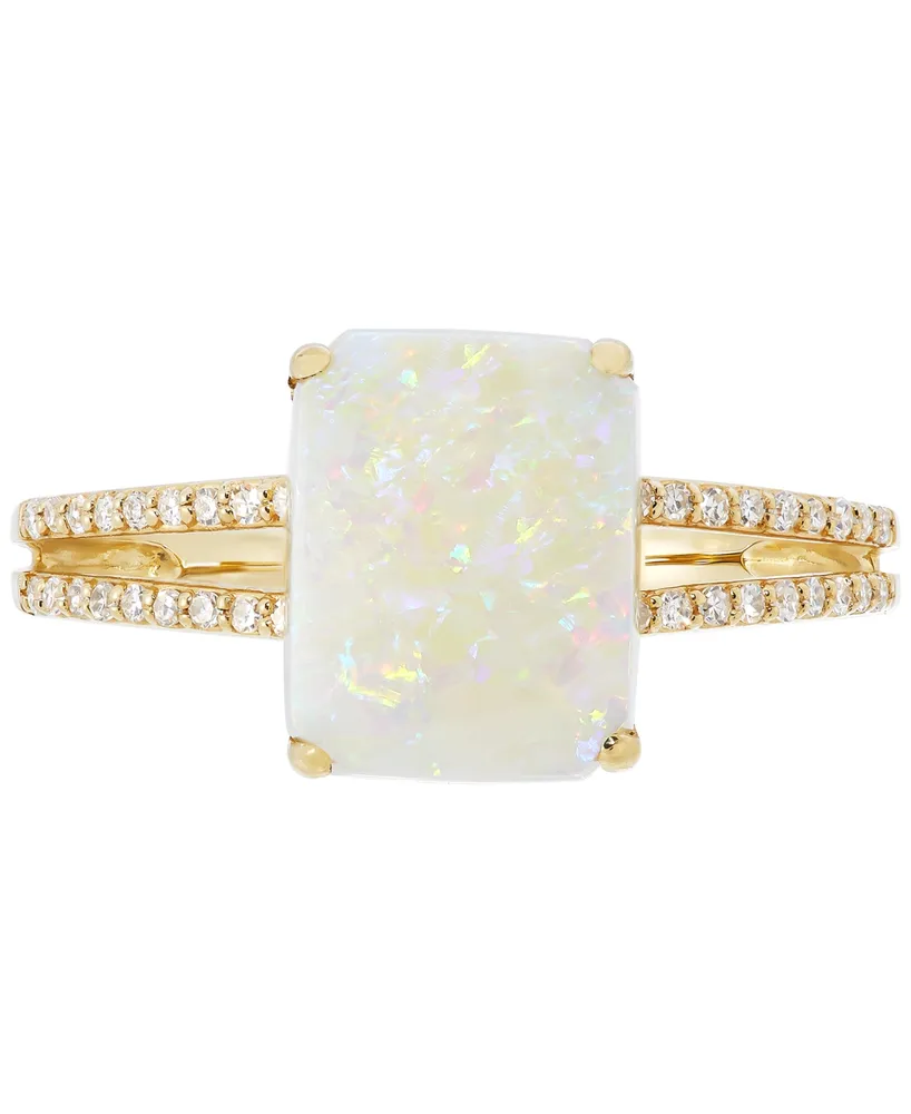 Opal (1-3/4 ct. t.w.) & Diamond (1/10 ct. t.w.) Ring in 14k Gold