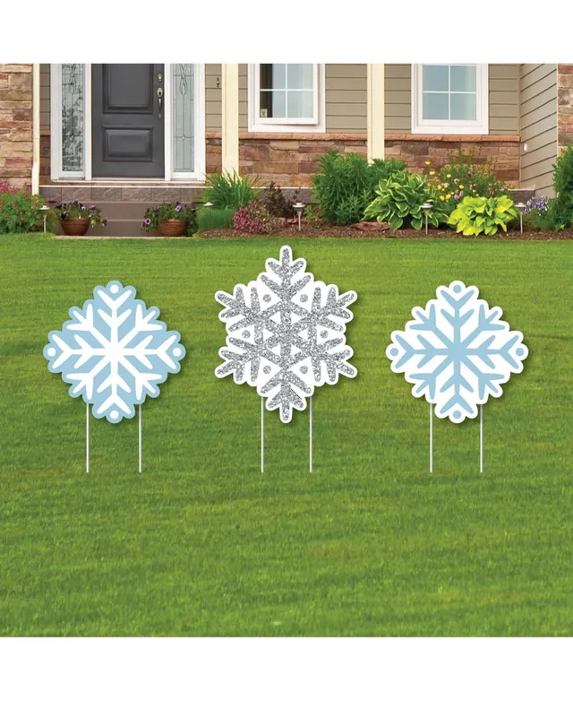 Walking in Winter Wonderland Yard Decorations - Executive Landscaping, Inc.