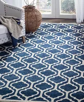 Safavieh Amherst AMT402 Navy and Beige 4' x 6' Area Rug