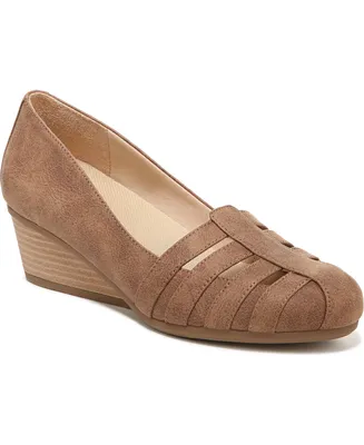 Dr. Scholl's Women's Be Free Wedge Pumps