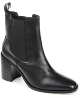 Journee Signature Women's Rowann Block Heel Chelsea Booties