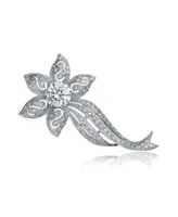 Sterling Silver Stylish White Cubic Zirconia Flower Pin