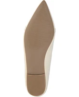 Journee Collection Women's Clareene Chain Pointed Toe Flats