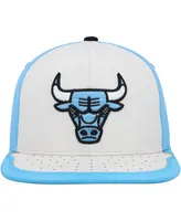 Men's Mitchell & Ness White, Light Blue Chicago Bulls Day One Snapback Hat