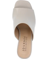 Journee Collection Women's Ezzlynn Platform Sandals