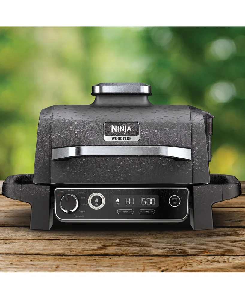 Ninja Woodfire Outdoor Grill & Smoker, 7-in-1 Master Grill, Bbq Smoker and Air Fryer with Woodfire Technology - OG701