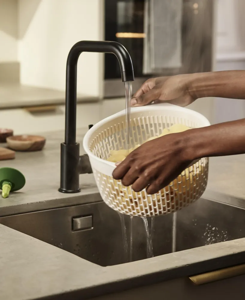 Joseph Joseph Spindola In-sink Salad Spinning Colander