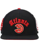 Men's Pro Standard Black Atlanta Hawks Old English Snapback Hat