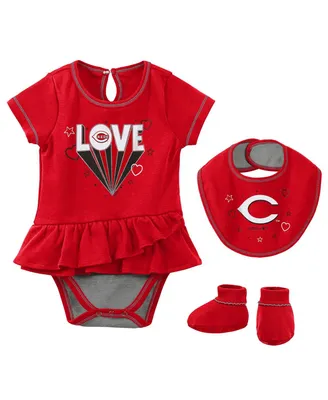 Girls Newborn and Infant Red Cincinnati Reds Play Your Best Bodysuit Bib and Booties Set