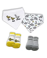 Baby Mode Baby Girls Closure Bibs and Socks, 8 Piece Set