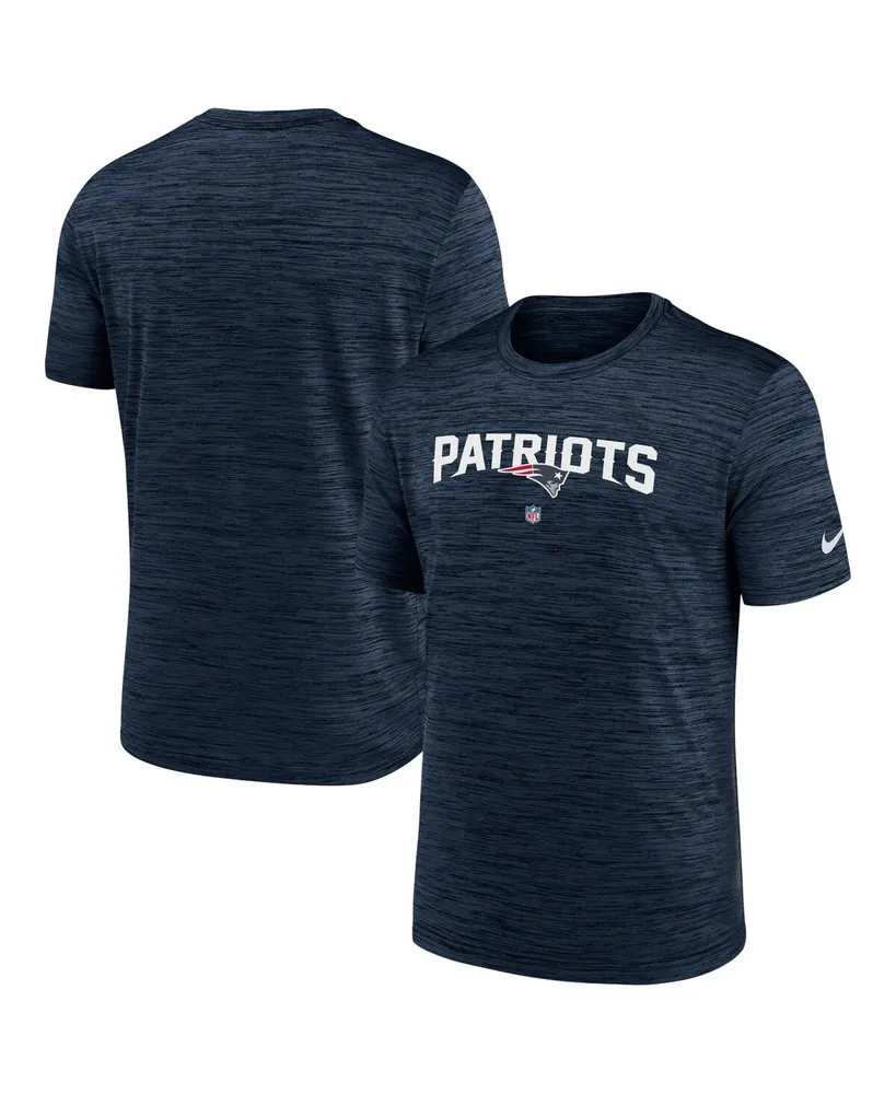 Nike Women's New England Patriots Arch Team Navy Crew Sweatshirt