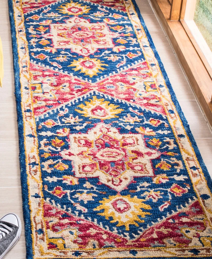 Safavieh Aurora APN513 2'3" x 8' Runner Area Rug