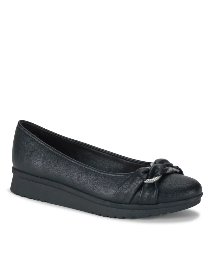 Baretraps Women's Aurora Ballet Flats