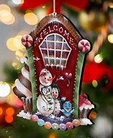 Designocracy A Season of Sweet Christmas Wooden Ornaments Holiday Decor J. Mills-Price
