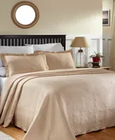 Superior Geometric Fret Textured Jacquard Matelasse All-Season -Piece Bedspread Set