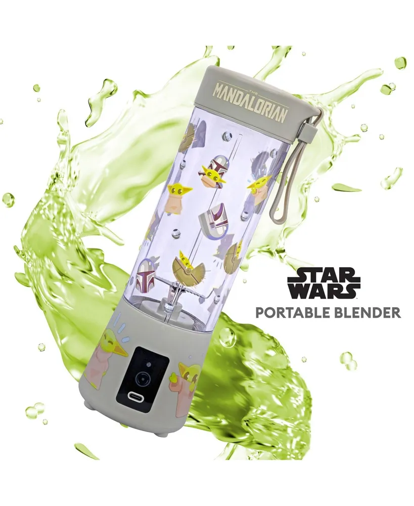 Uncanny Brands Star Wars The Mandalorian Usb - Rechargeable Portable Blender