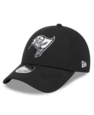 Youth Boys and Girls New Era Black Tampa Bay Buccaneers Main B-Dub 9FORTY Adjustable Hat