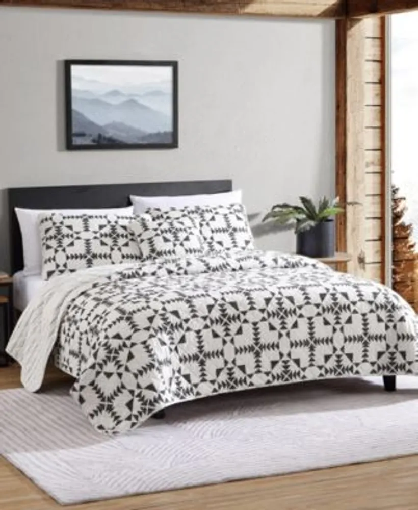 Closeout Eddie Bauer Arrowhead Cotton Reversible Quilt Sets