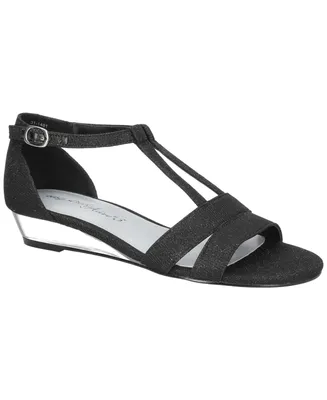 Easy Street Women's Alora Buckle Wedge Sandals