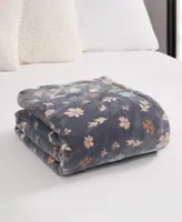 Lucky Brand Floral Tossed Blooms Plush Throw Blanket, 50" x 70"