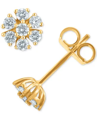 Diamond Starburst Cluster Stud Earrings (1/4 ct. t.w.) in 14k Gold