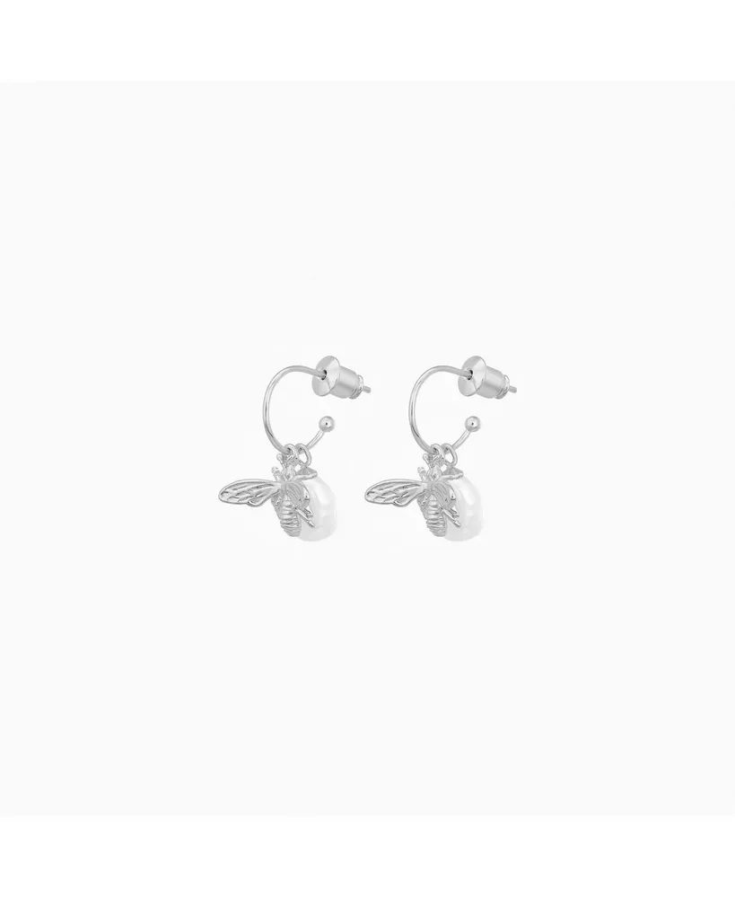 Bearfruit Jewelry Bee Cultured Pearl Earrings