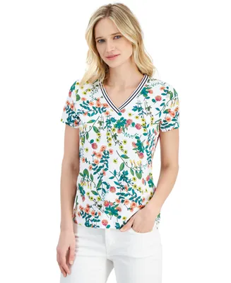 Nautica Jeans Women's Floral-Print Short-Sleeve V-Neck Top