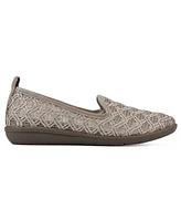 Cliffs by White Mountain Women's Twisty Moc Loafer